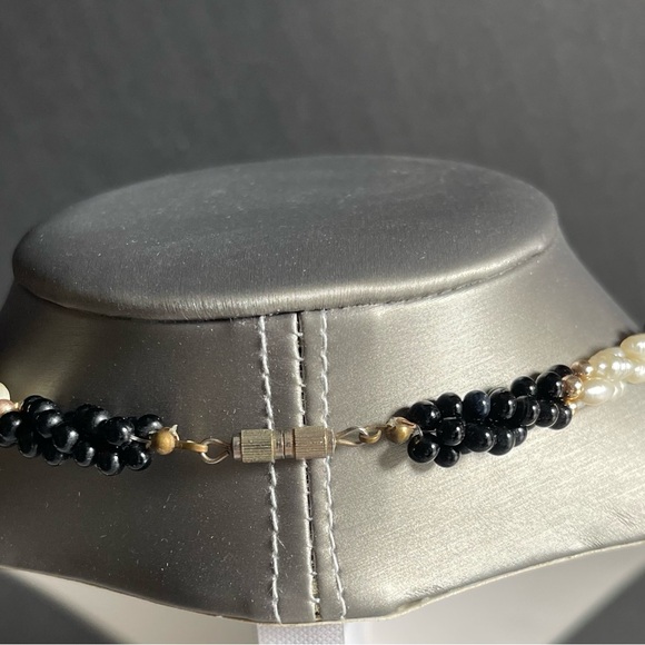 Vintage Rice Pearls & Black Beaded Necklace - Picture 3 of 7